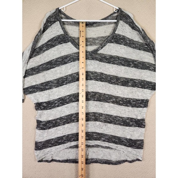 Soprano Shirt Womens Large L Knit Made In USA Striped Dolman‎ Sleeve 3/4 V Neck - Picture 6 of 12